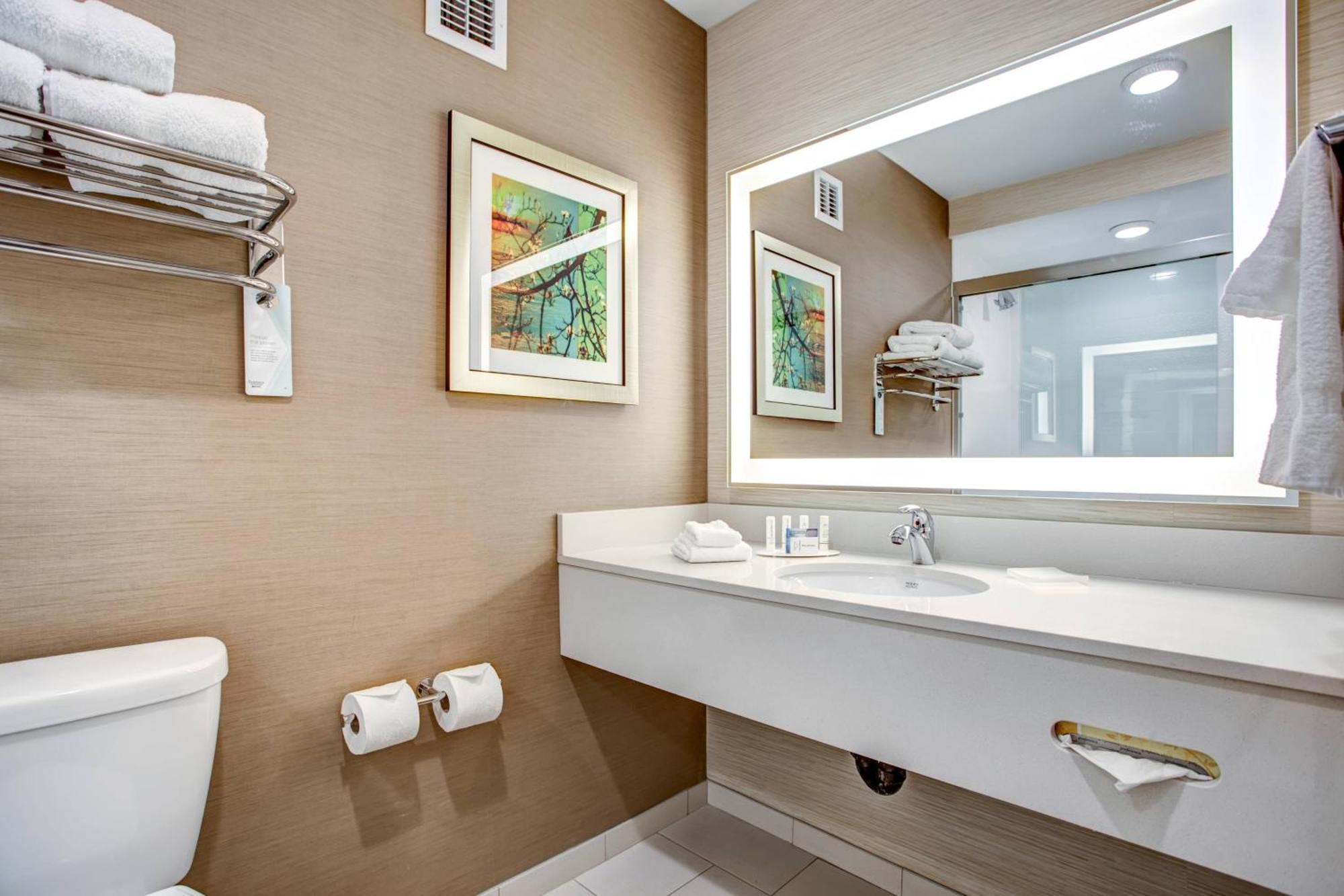 Fairfield Inn & Suites By Marriott Springfield Holyoke Buitenkant foto