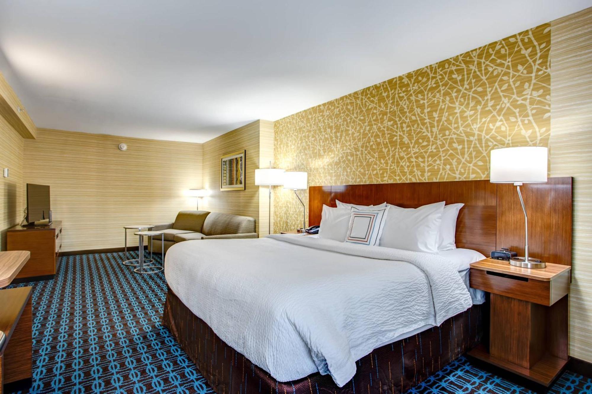 Fairfield Inn & Suites By Marriott Springfield Holyoke Buitenkant foto