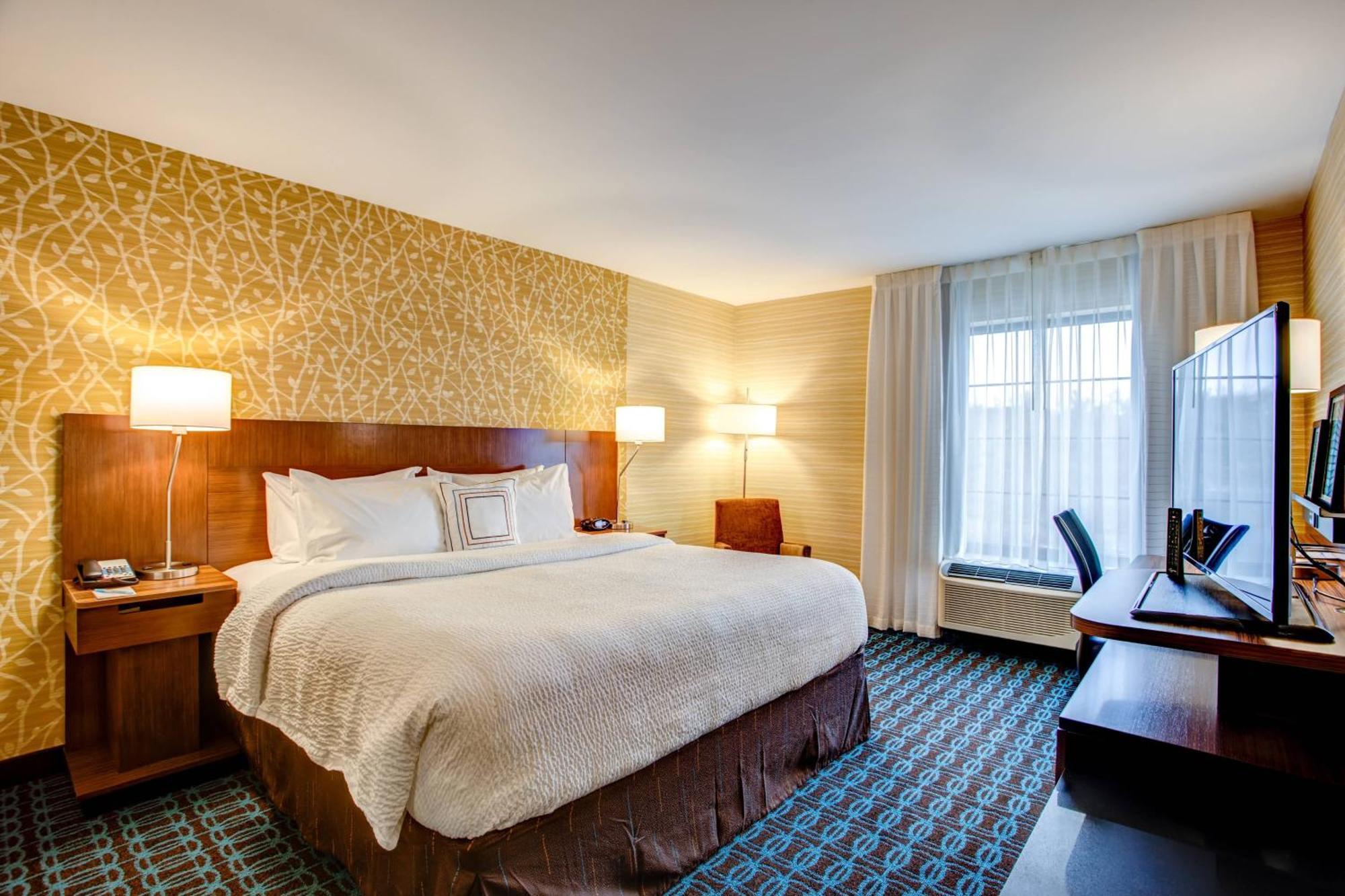 Fairfield Inn & Suites By Marriott Springfield Holyoke Buitenkant foto