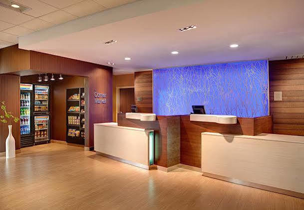 Fairfield Inn & Suites By Marriott Springfield Holyoke Buitenkant foto