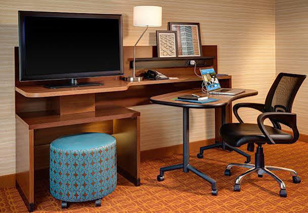 Fairfield Inn & Suites By Marriott Springfield Holyoke Buitenkant foto