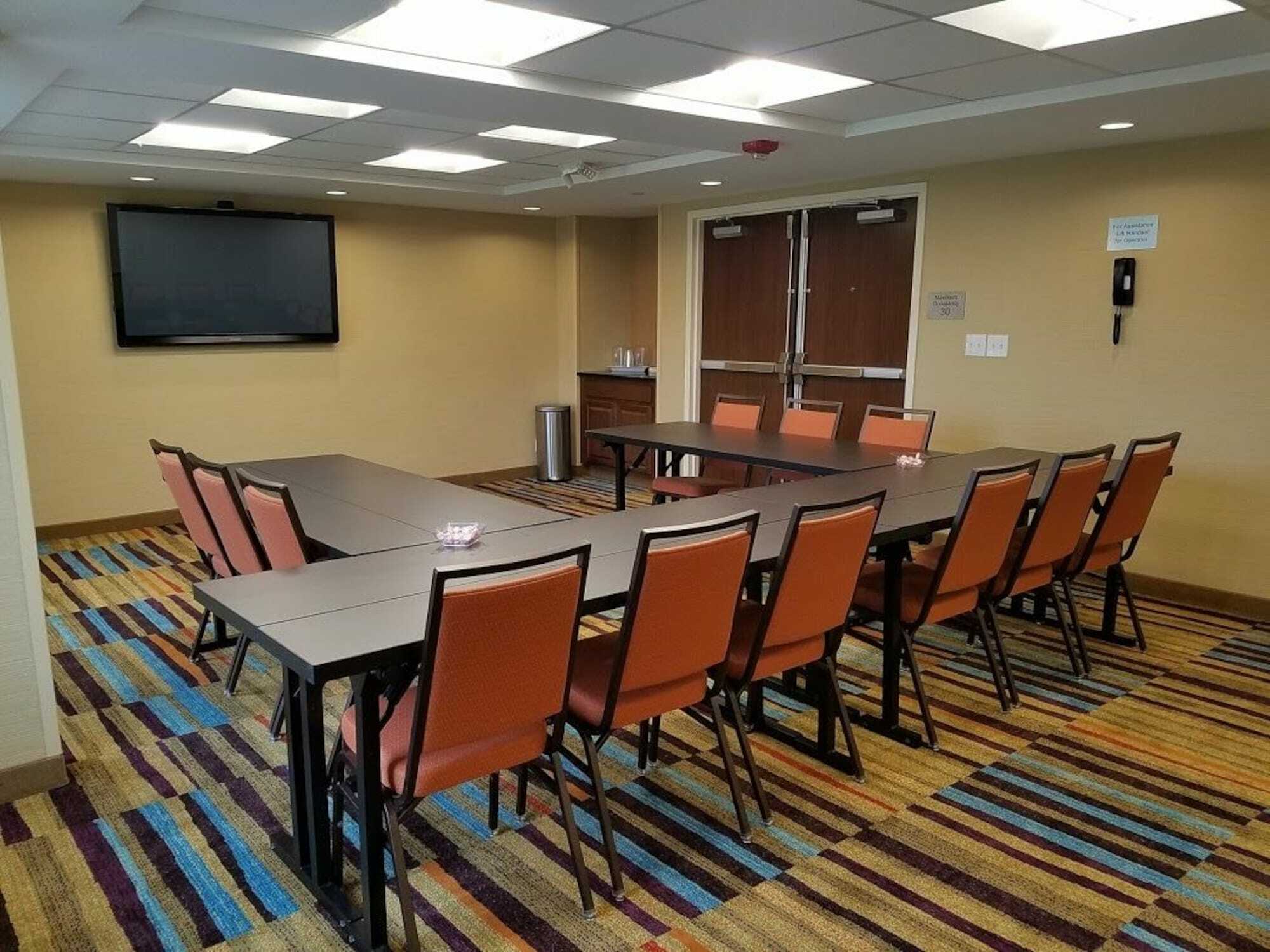 Fairfield Inn & Suites By Marriott Springfield Holyoke Buitenkant foto
