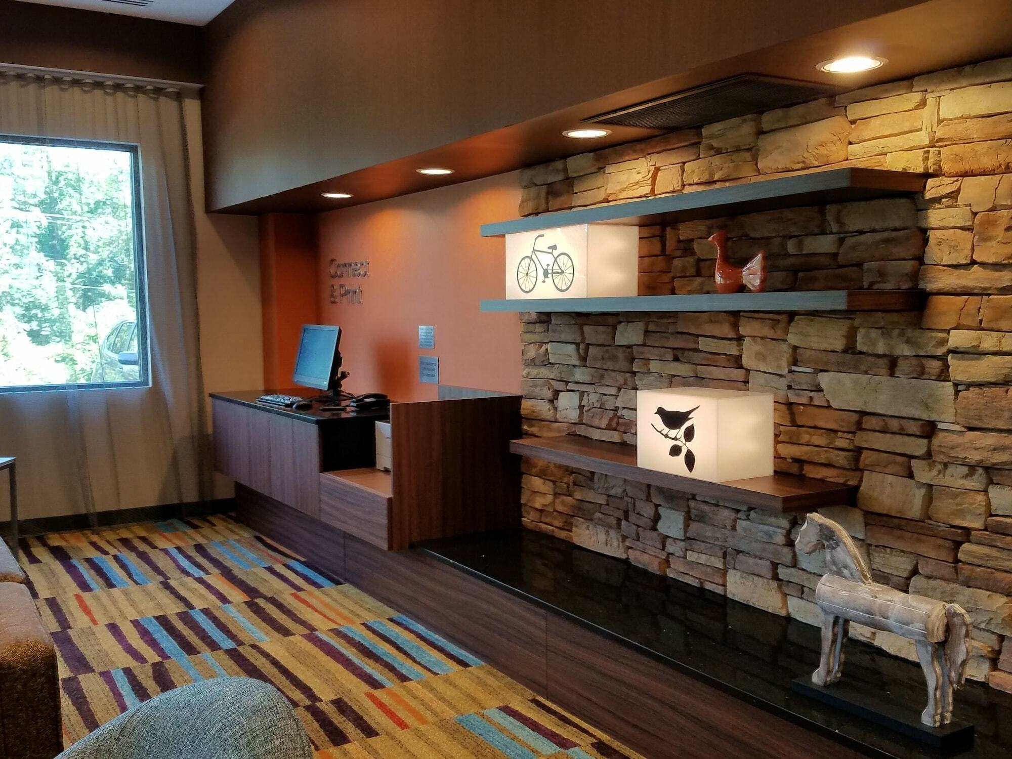 Fairfield Inn & Suites By Marriott Springfield Holyoke Buitenkant foto